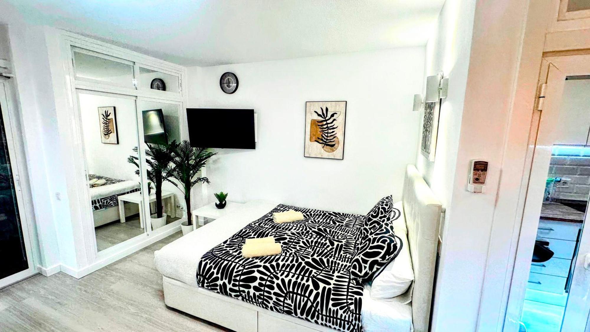 Estudio Francisco Agata Benalmadena Ngoại thất bức ảnh
